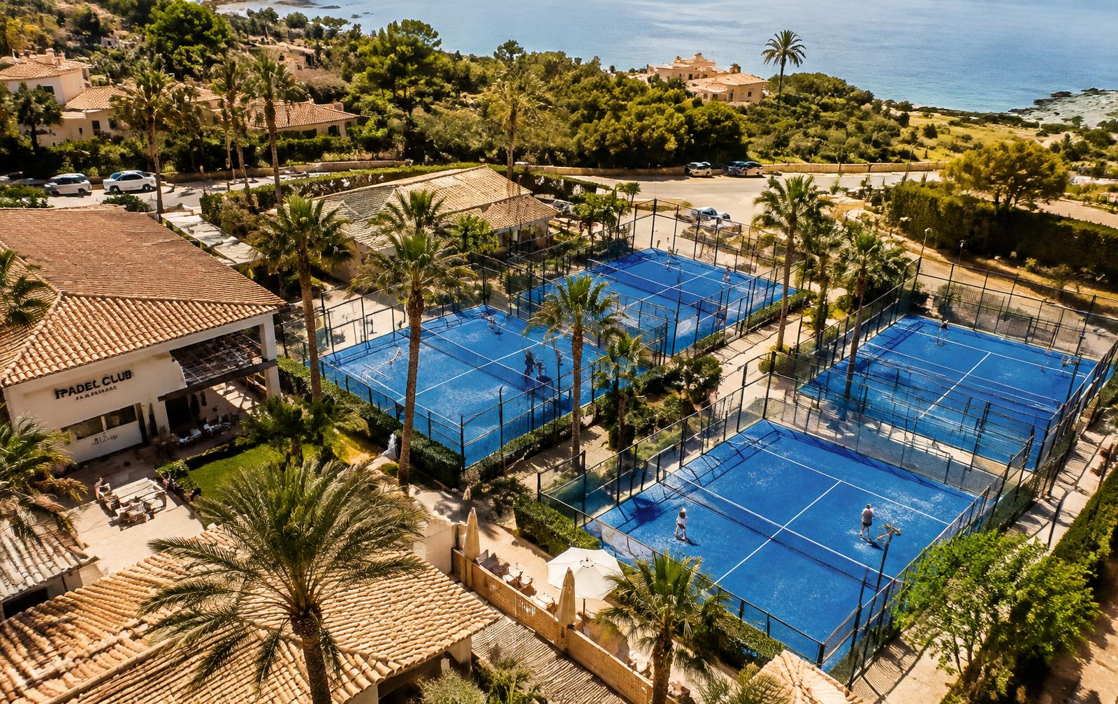 Club de pádel mediterráneo (imagen ilustrativa)